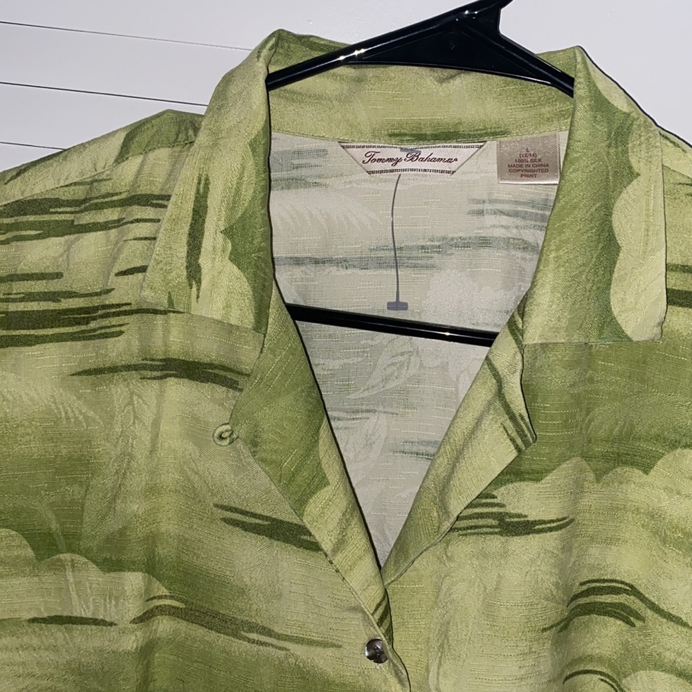 Tommy Bahama Green Button Down Blouse - Picture 2 of 5